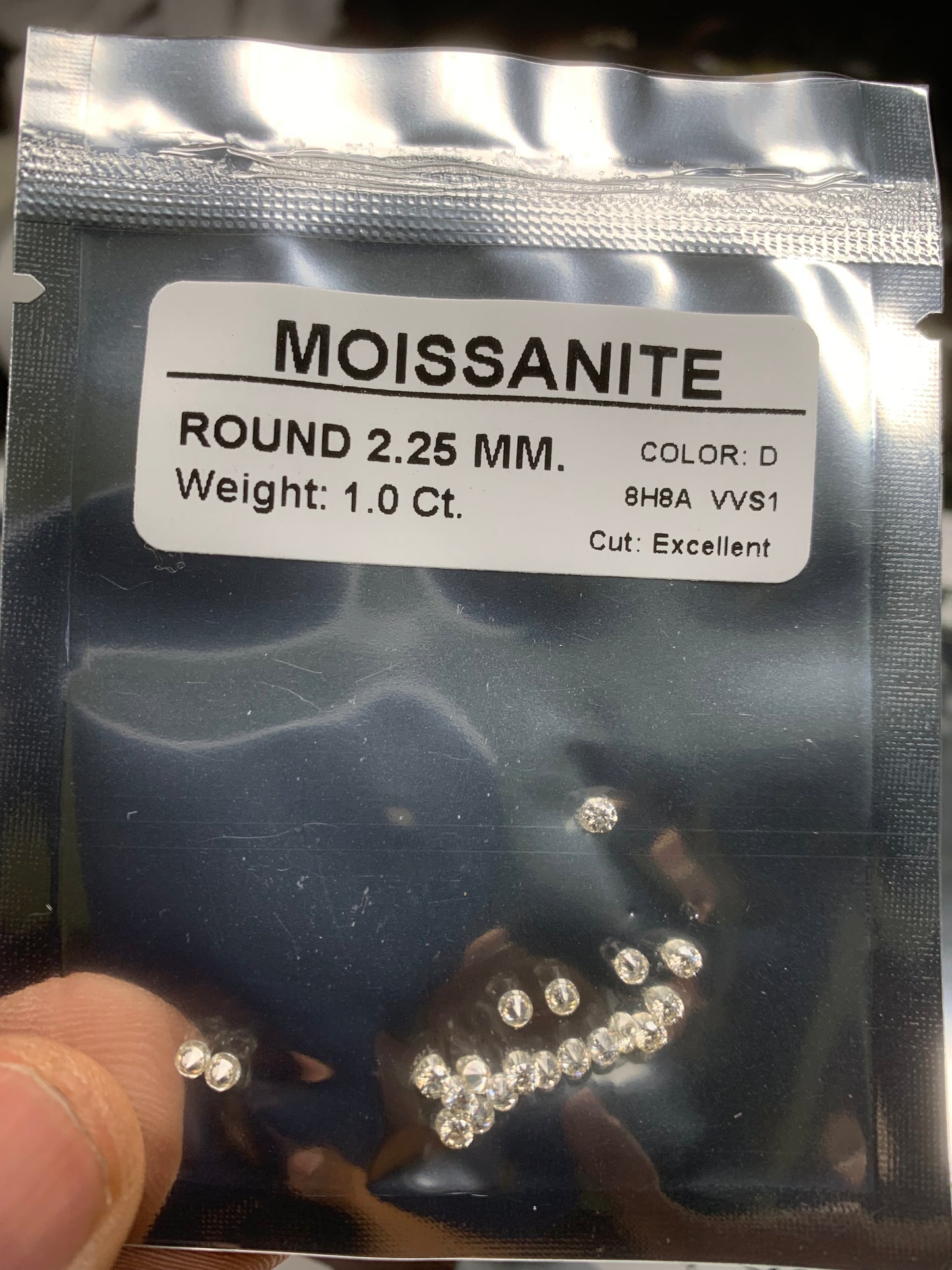 Moissanite star mele lab diamond per pack