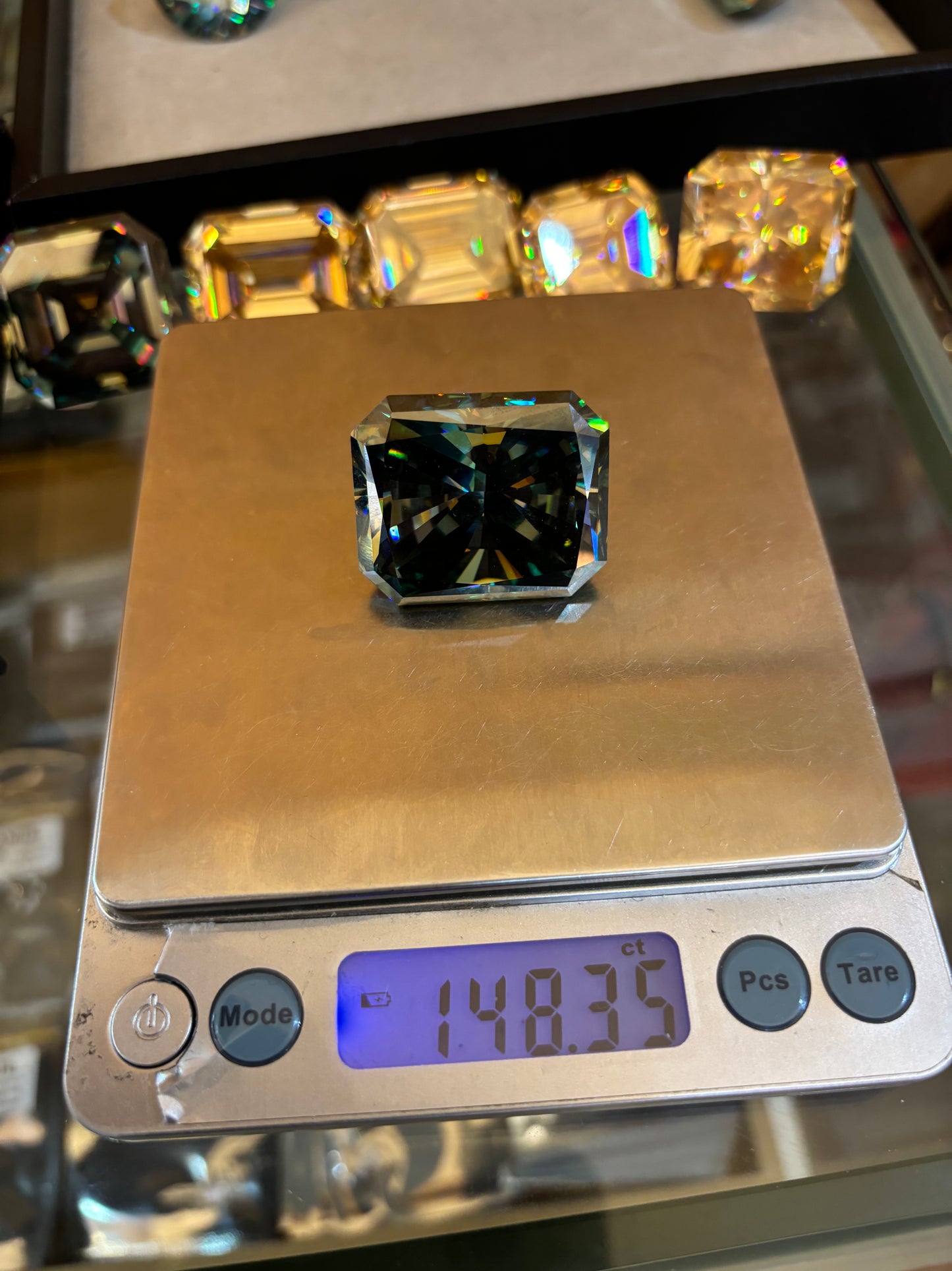 Moissanite big size blue moissanite yellow moissanite diamond selector pass diamond lab