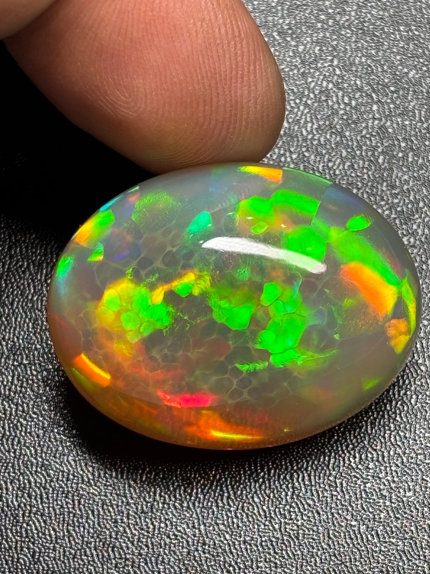 Opal ethiopia natural play of color honeycomb