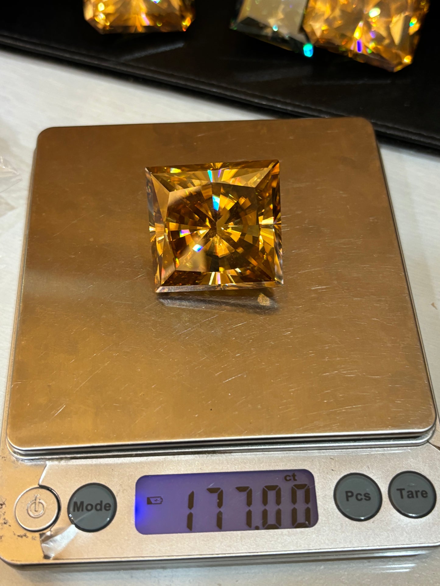 Moissanite big size blue moissanite yellow moissanite diamond selector pass diamond lab